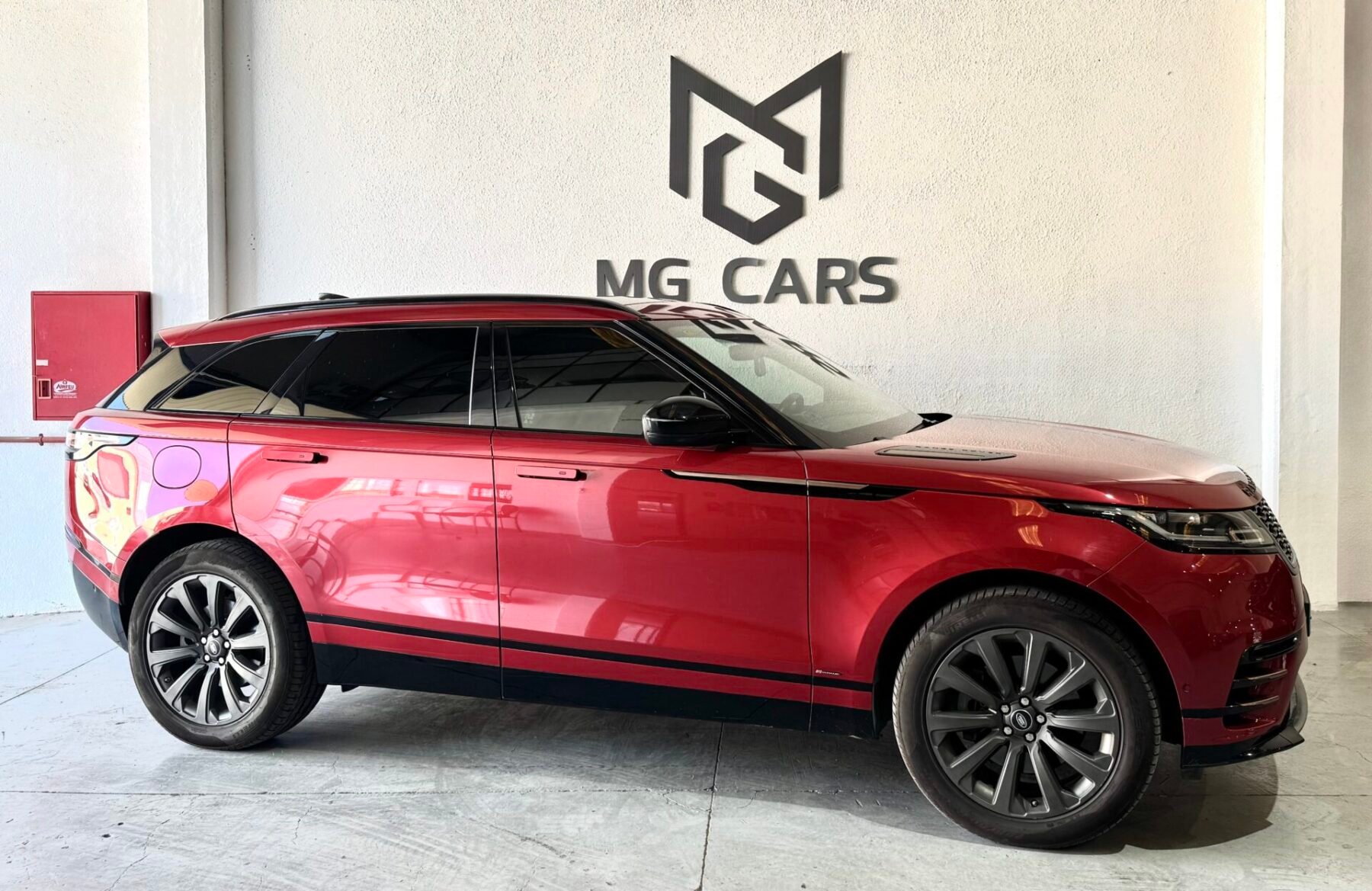 LAND-ROVER Velar 3.0