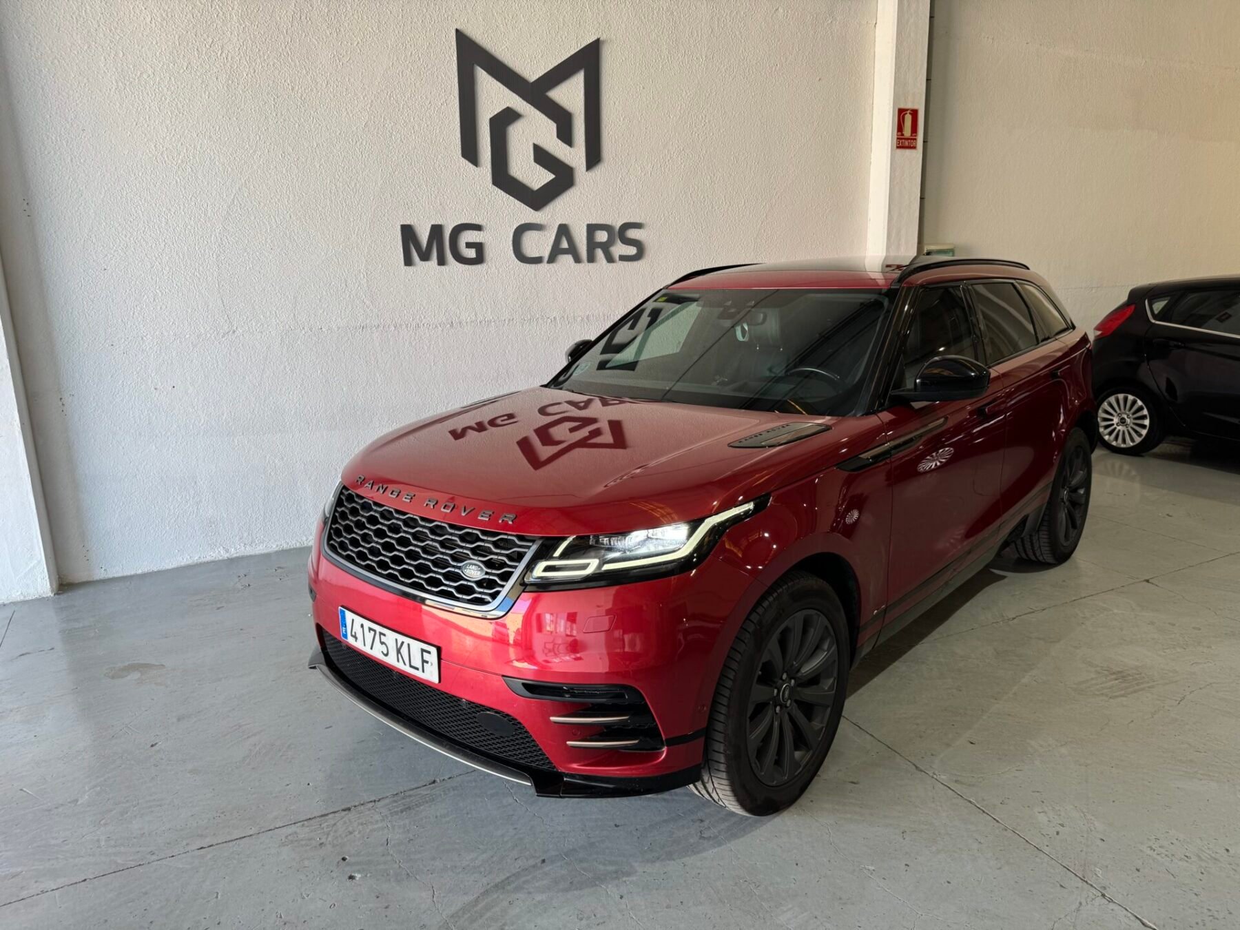 LAND-ROVER Velar 3.0