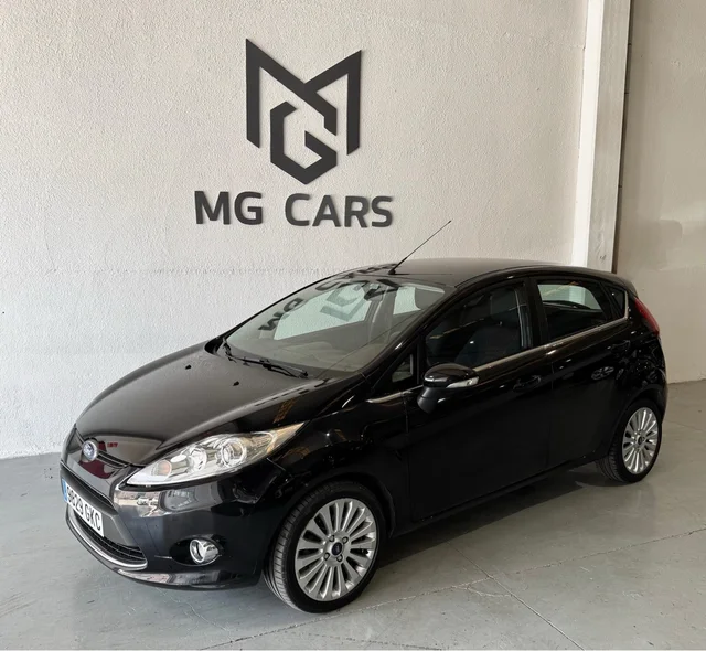 FORD Fiesta 1.4 Titanium