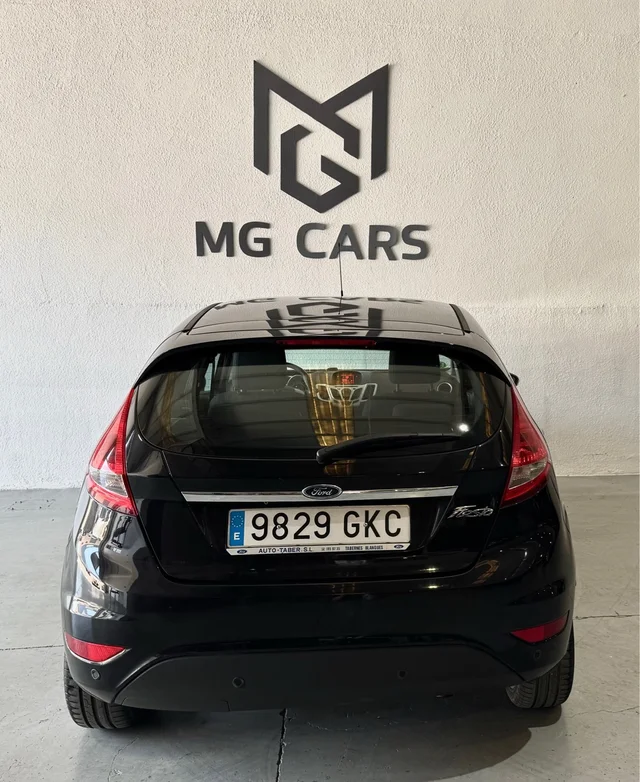 FORD Fiesta 1.4 Titanium