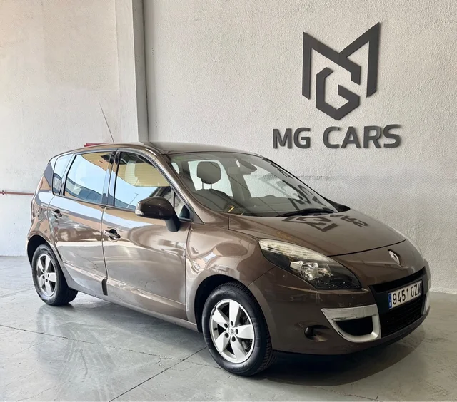 RENAULT Scenic 1.5 dCi Dynamique