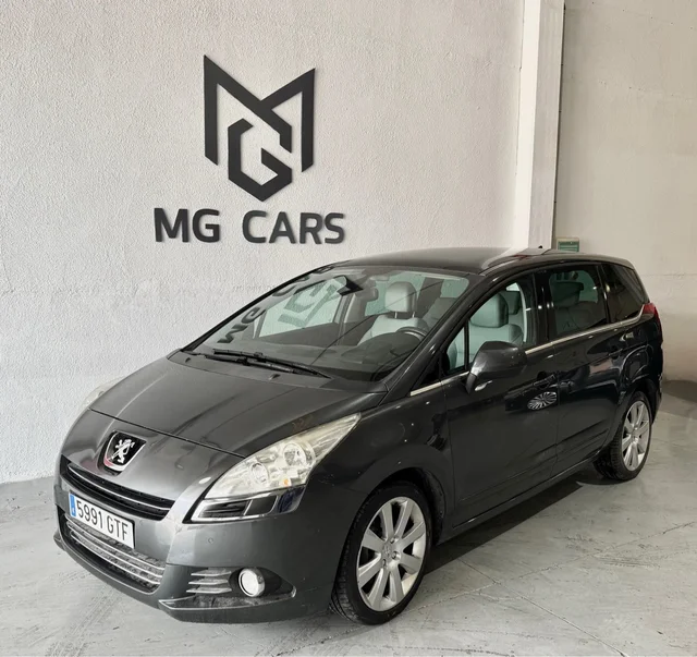 PEUGEOT 5008 7 PLAZAS