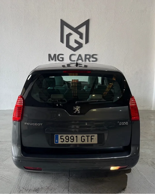 PEUGEOT 5008 7 PLAZAS