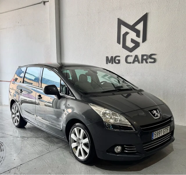 PEUGEOT 5008 7 PLAZAS