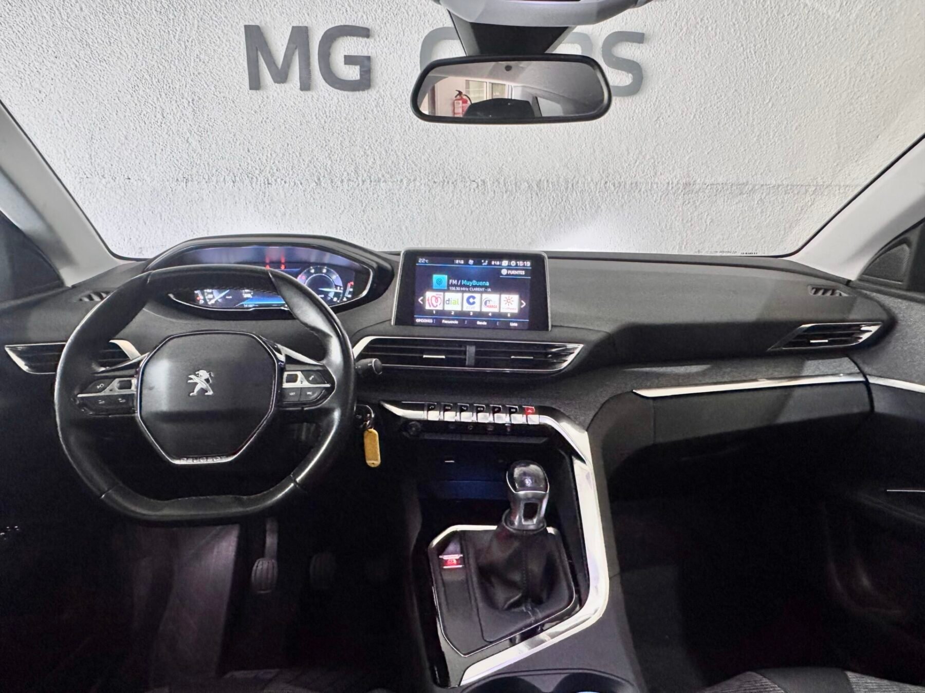 PEUGEOT 3008 1.5 BLUEHDI