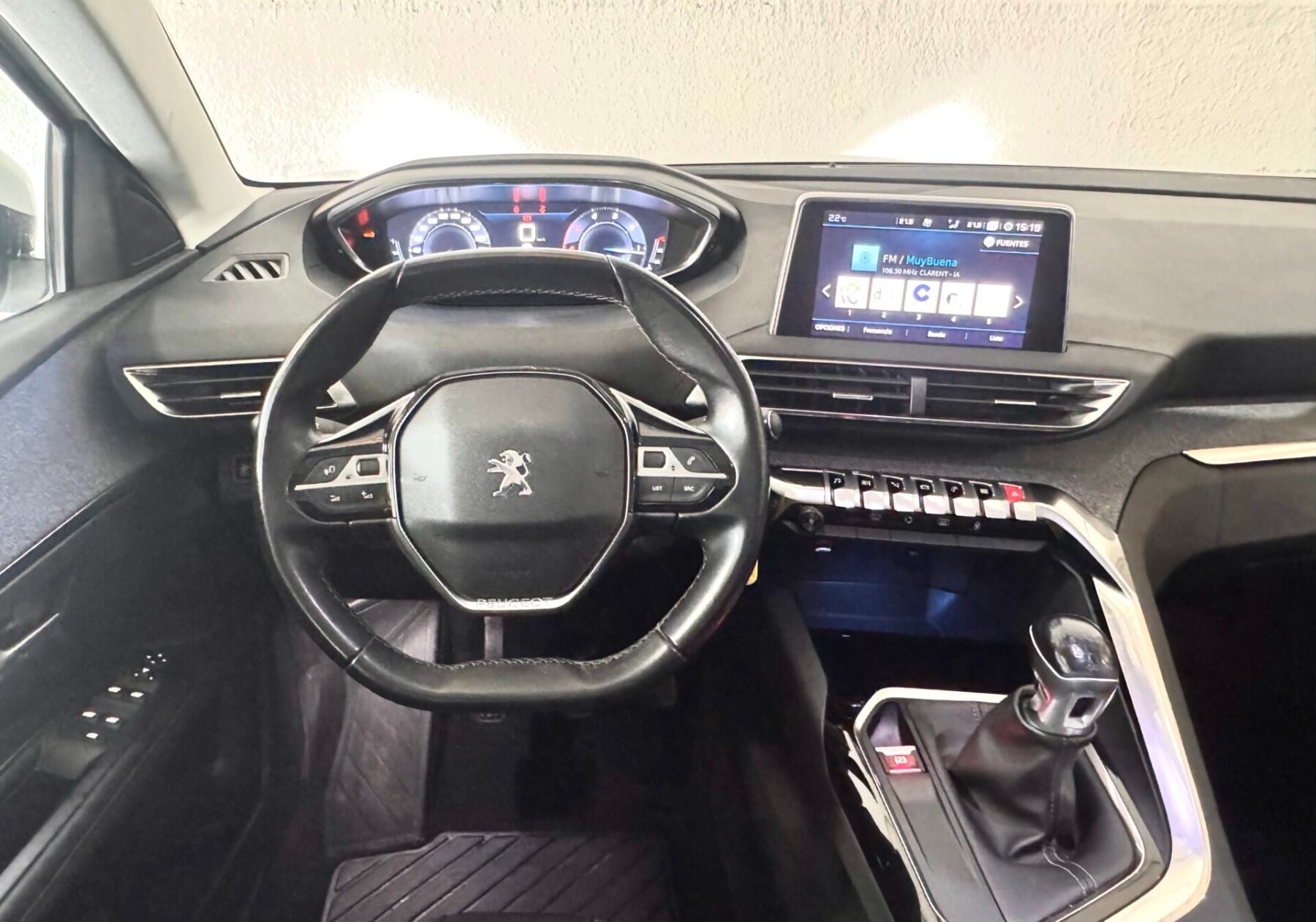 PEUGEOT 3008 1.5 BLUEHDI