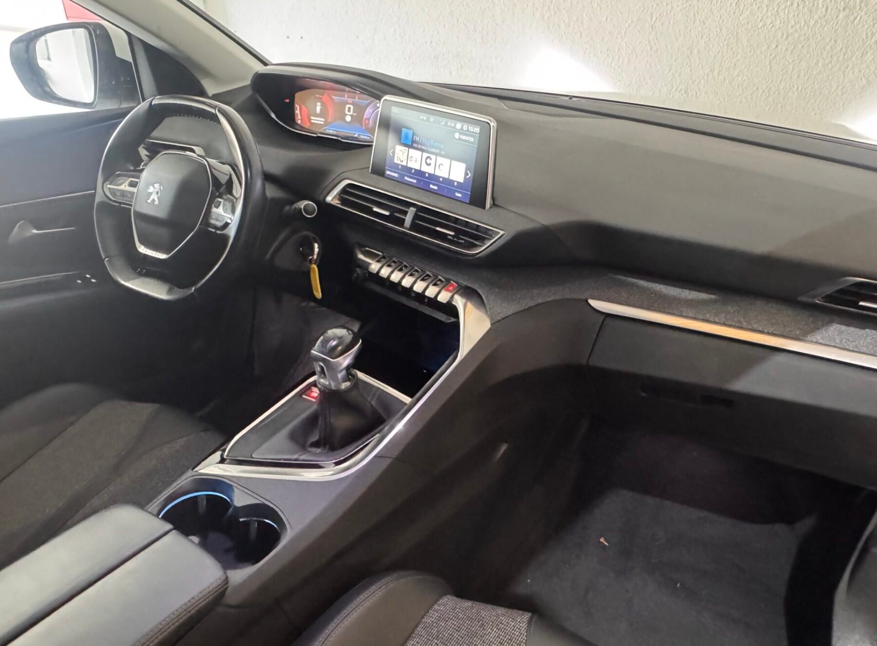 PEUGEOT 3008 1.5 BLUEHDI