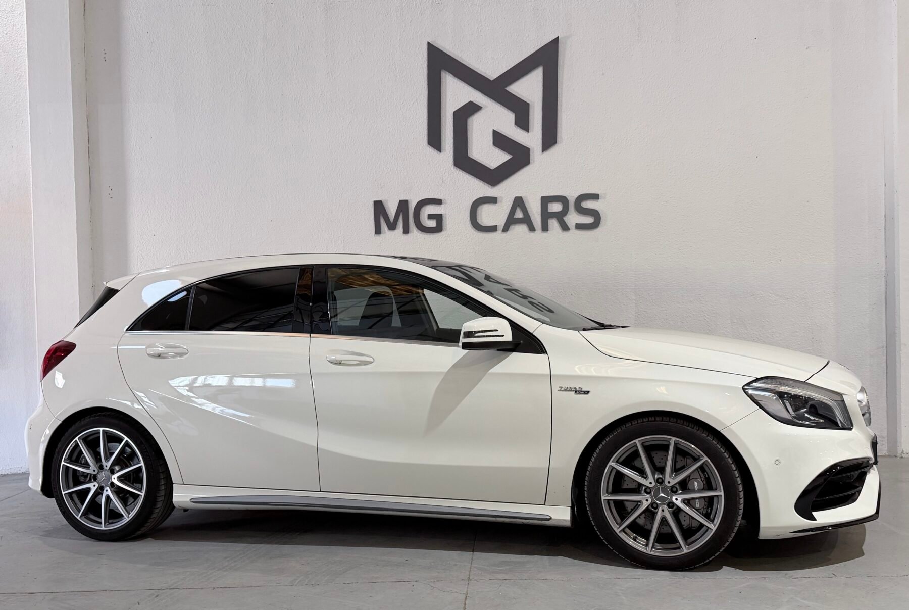 MERCEDES-BENZ A45 AMG 4 Matic