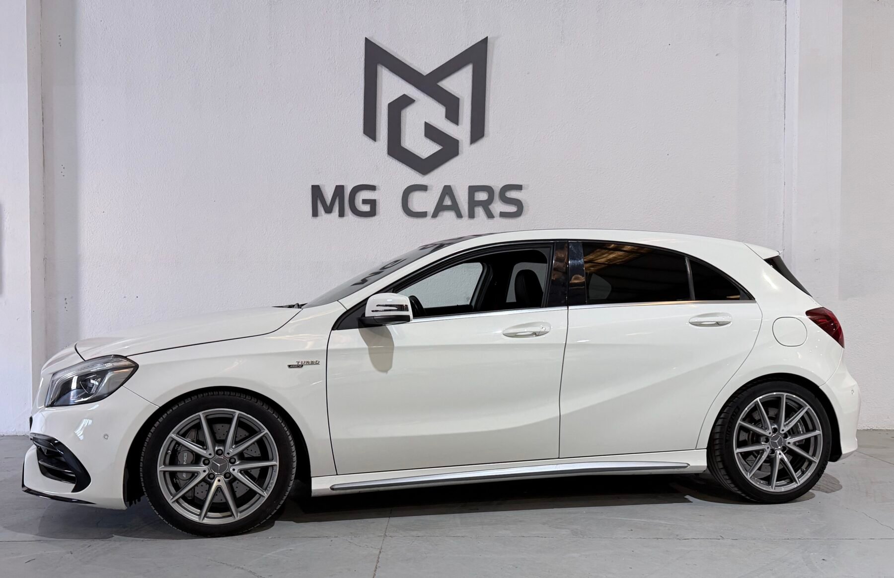 MERCEDES-BENZ A45 AMG 4 Matic