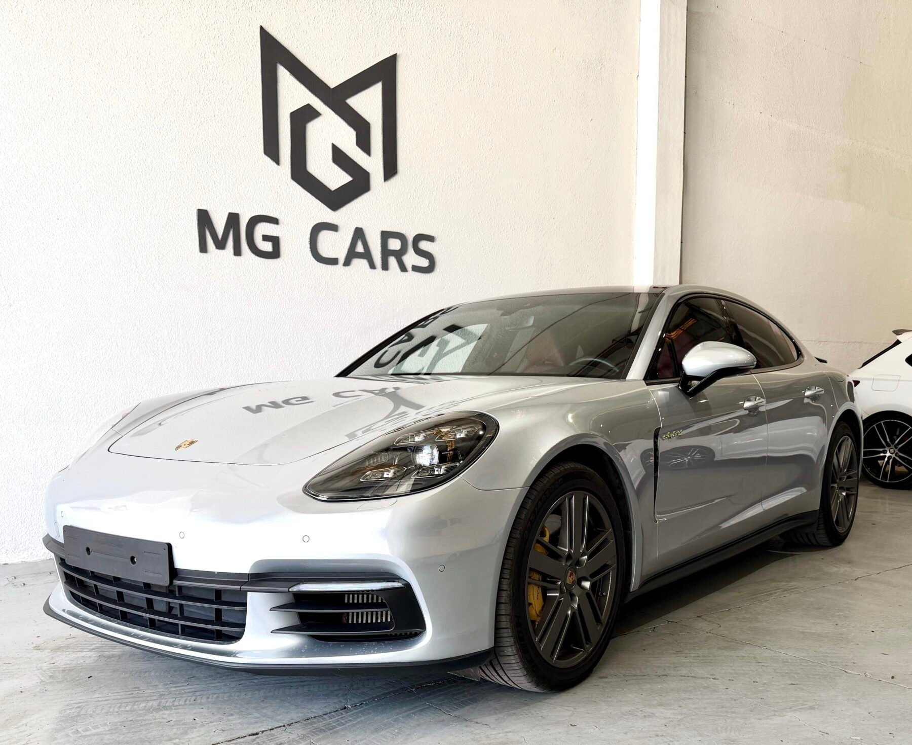 PORSCHE Panamera E-híbrido 