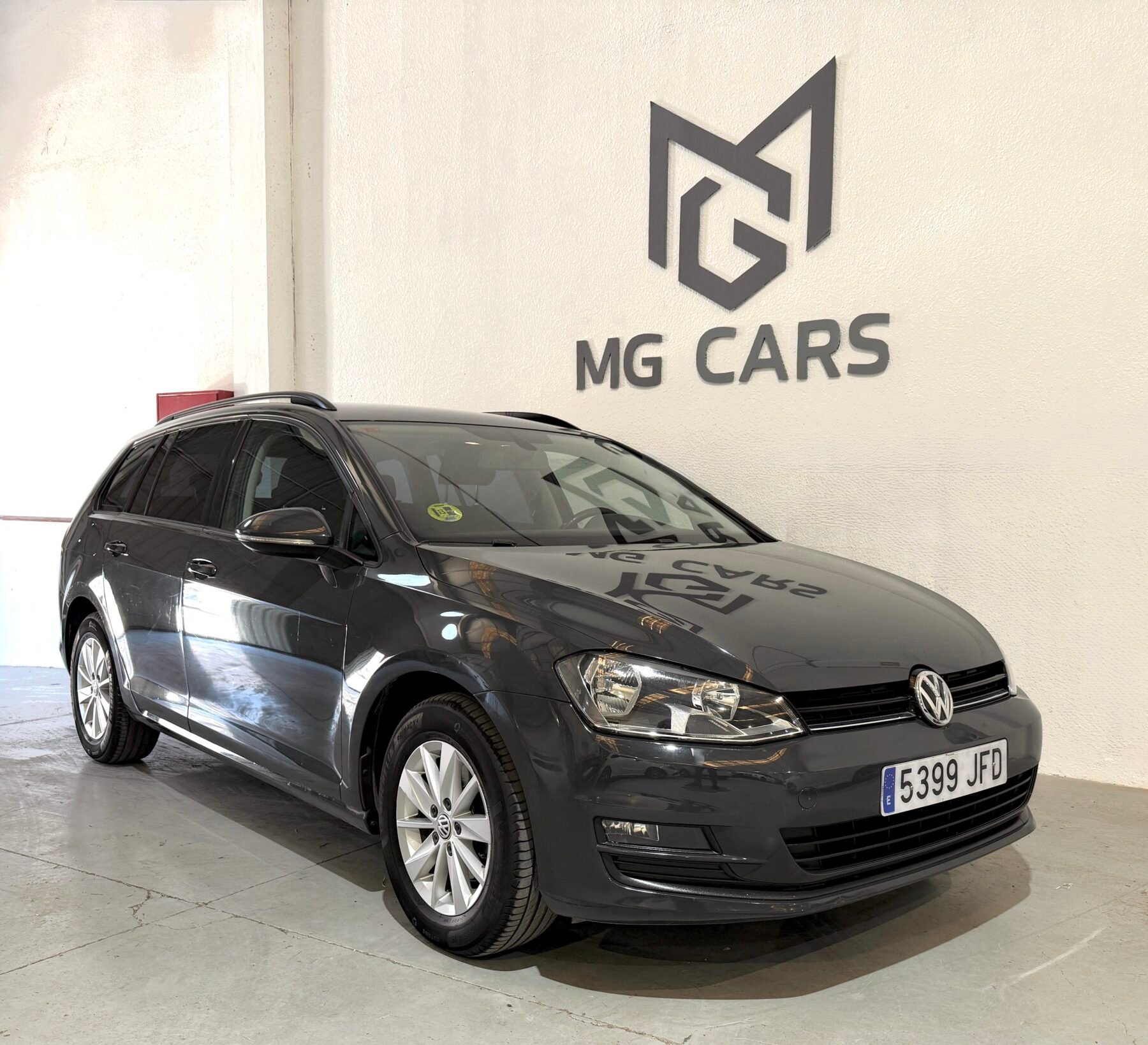 VOLKSWAGEN Golf VII BlueMotion