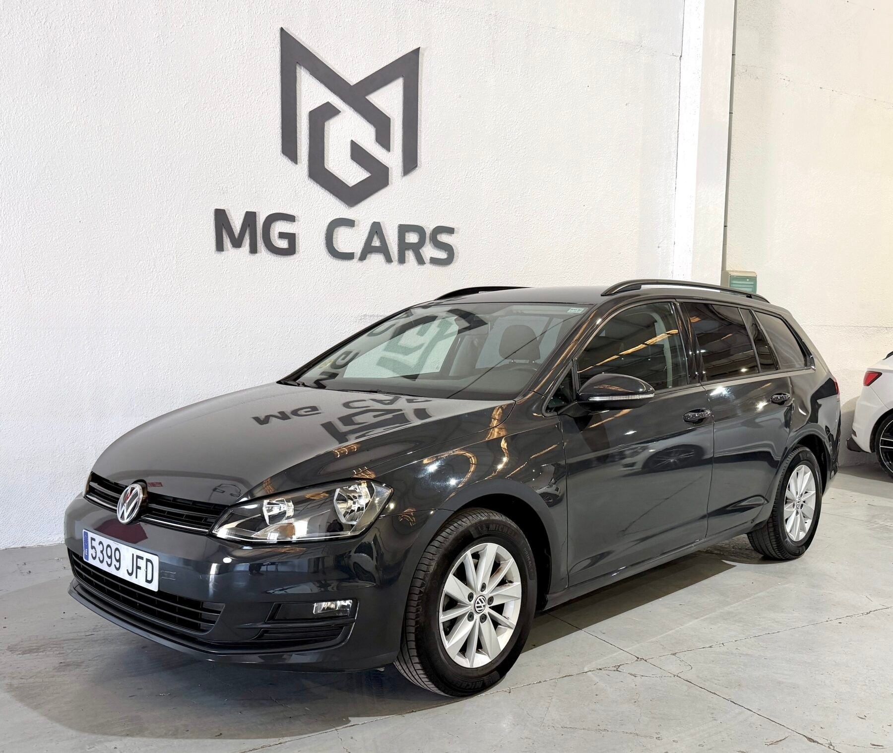 VOLKSWAGEN Golf VII BlueMotion