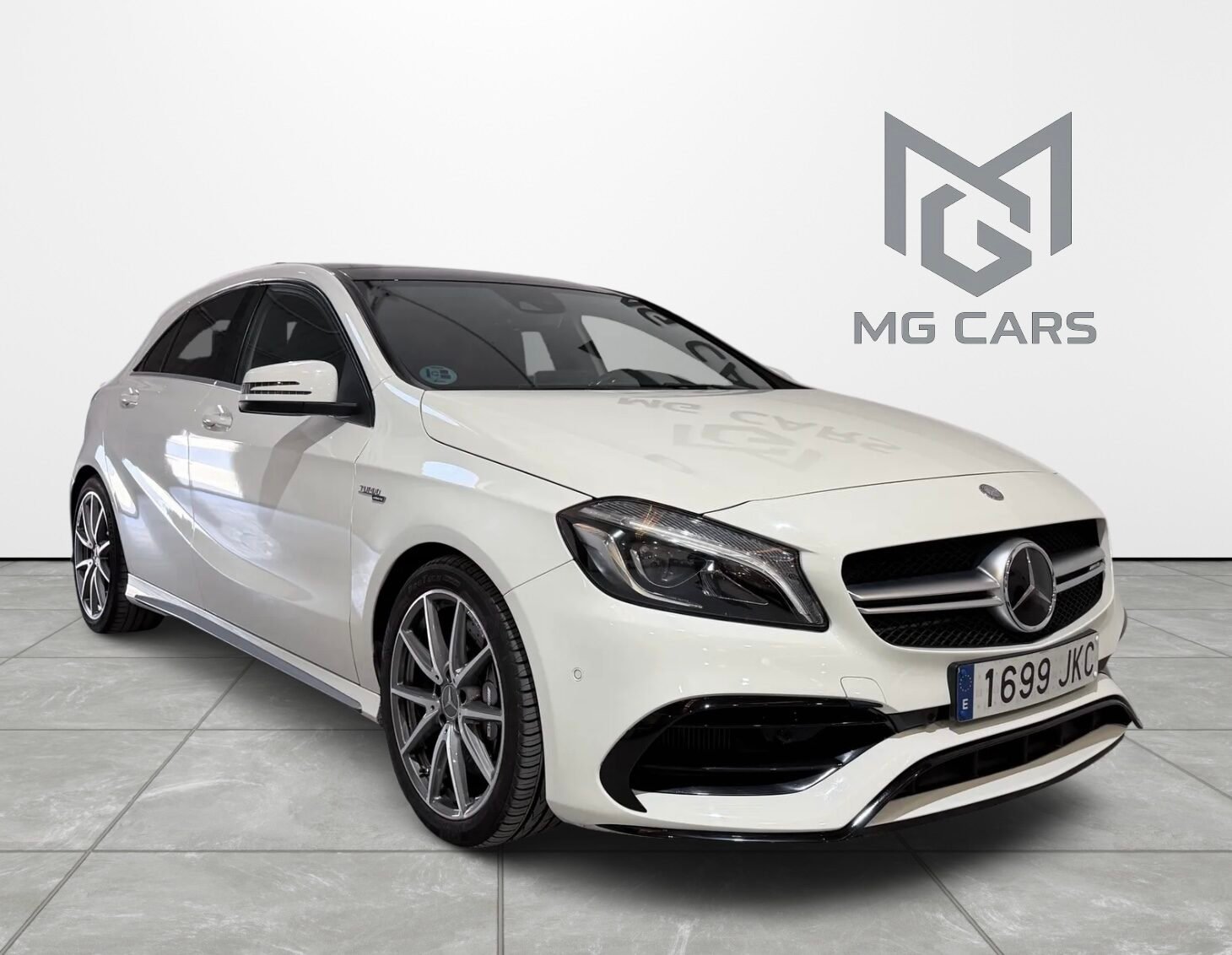 MERCEDES-BENZ A45 AMG 4 Matic